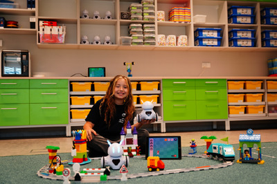 Zdjęcie - PRACOWNIA STEAM: LEGO – Kolejka liniowa (6+ lat) - ZAJĘCIA INDYWIDUALNE